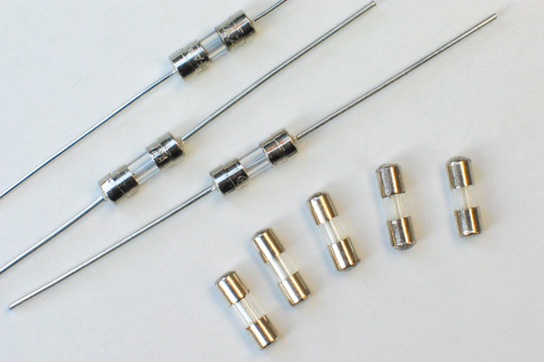 RF1-10(RF2-10)內焊式ф3.6×10玻璃保險絲管(速斷型)